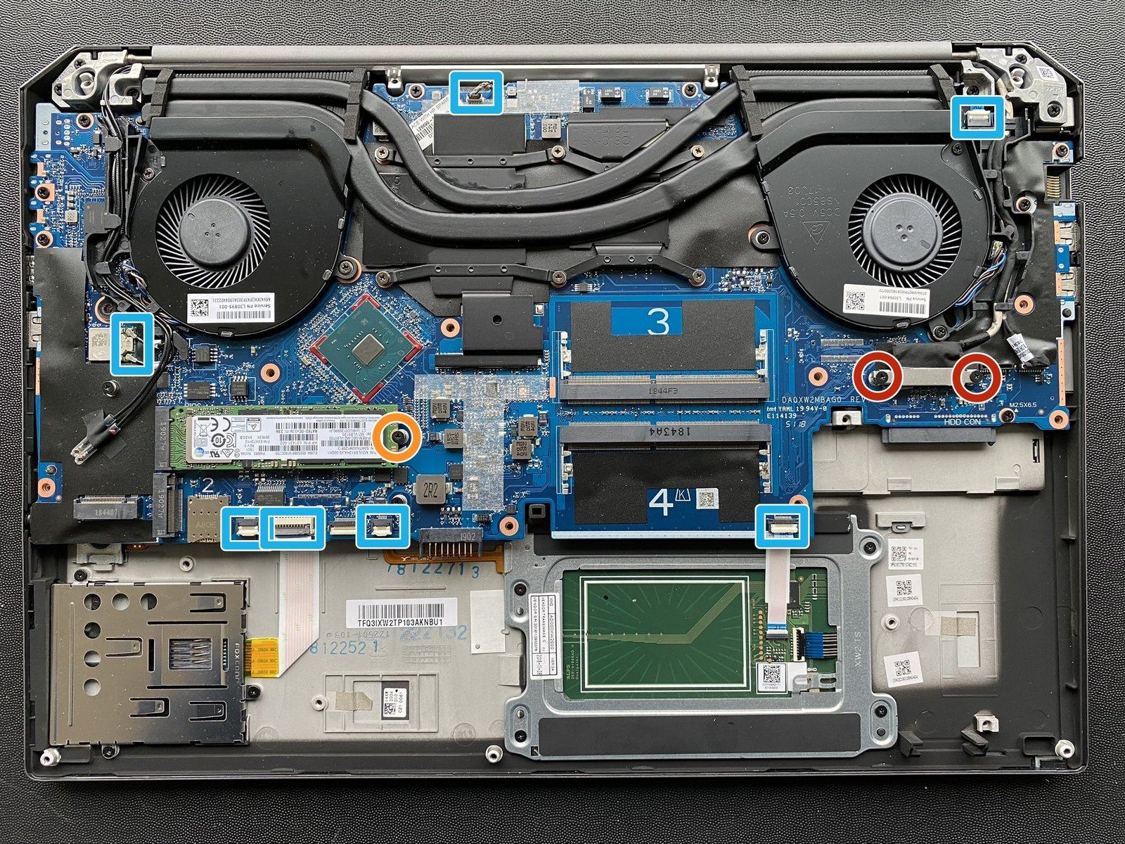 How to replace and fix HP Zbook 15 G5 G6 XW2 HSN-Q13C bottom case E cover (HP ZBOOK 15 G5)